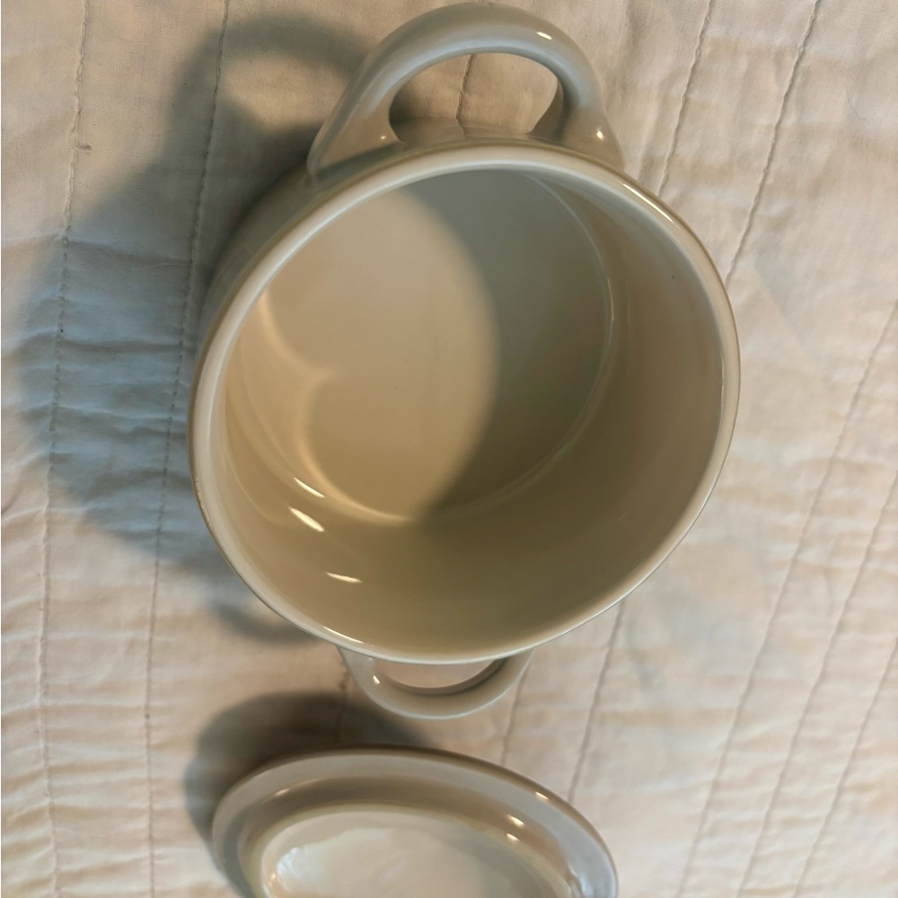 Le Creuset Nutmeg Mini Cocotte 8oz - Picture 6 of 8